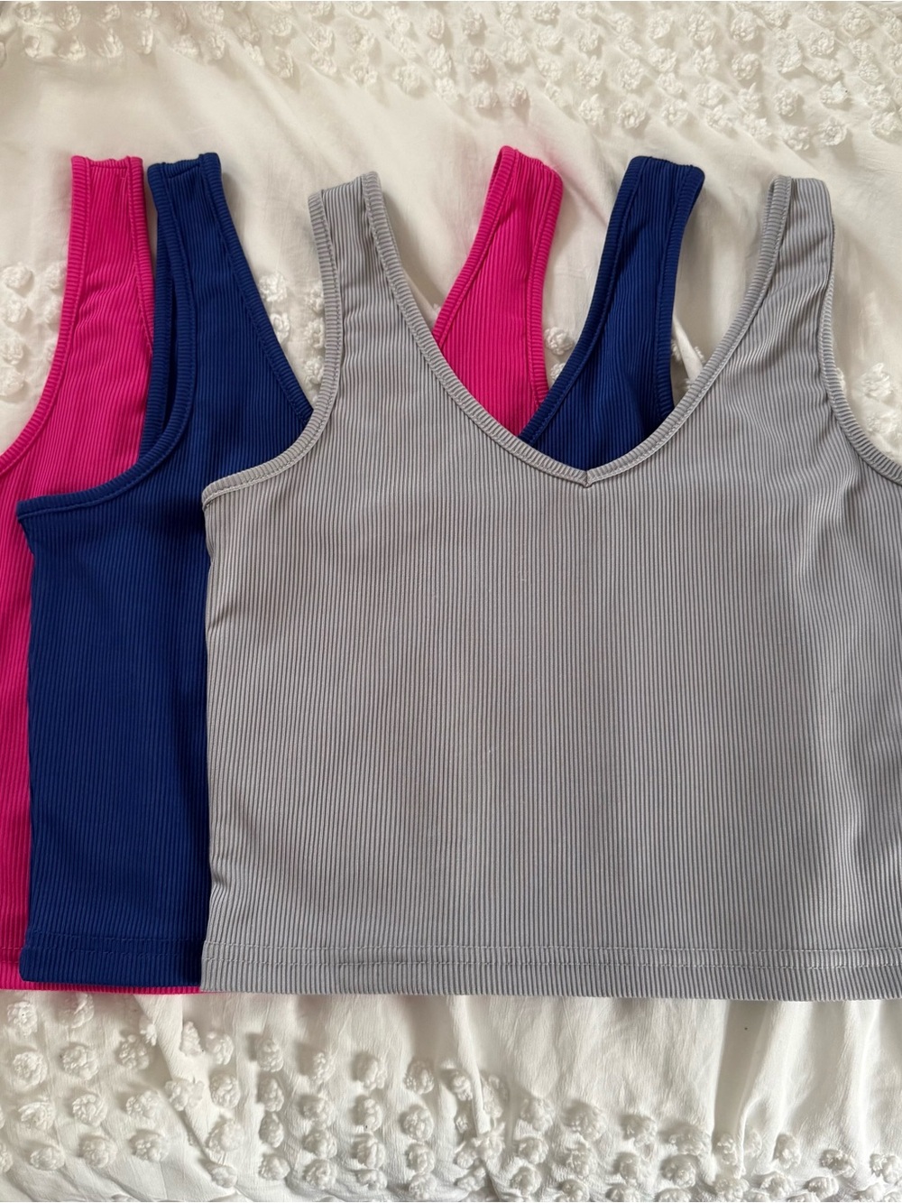 3 PACK- ONE PRICE- SHEIN Ribbed V-Neck Crop Tank Set — Gray, Blue, Hot Pink